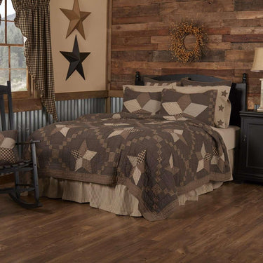 Farmhouse Star Luxury King Quilt 120Wx105L VHC Brands - The Fox Decor